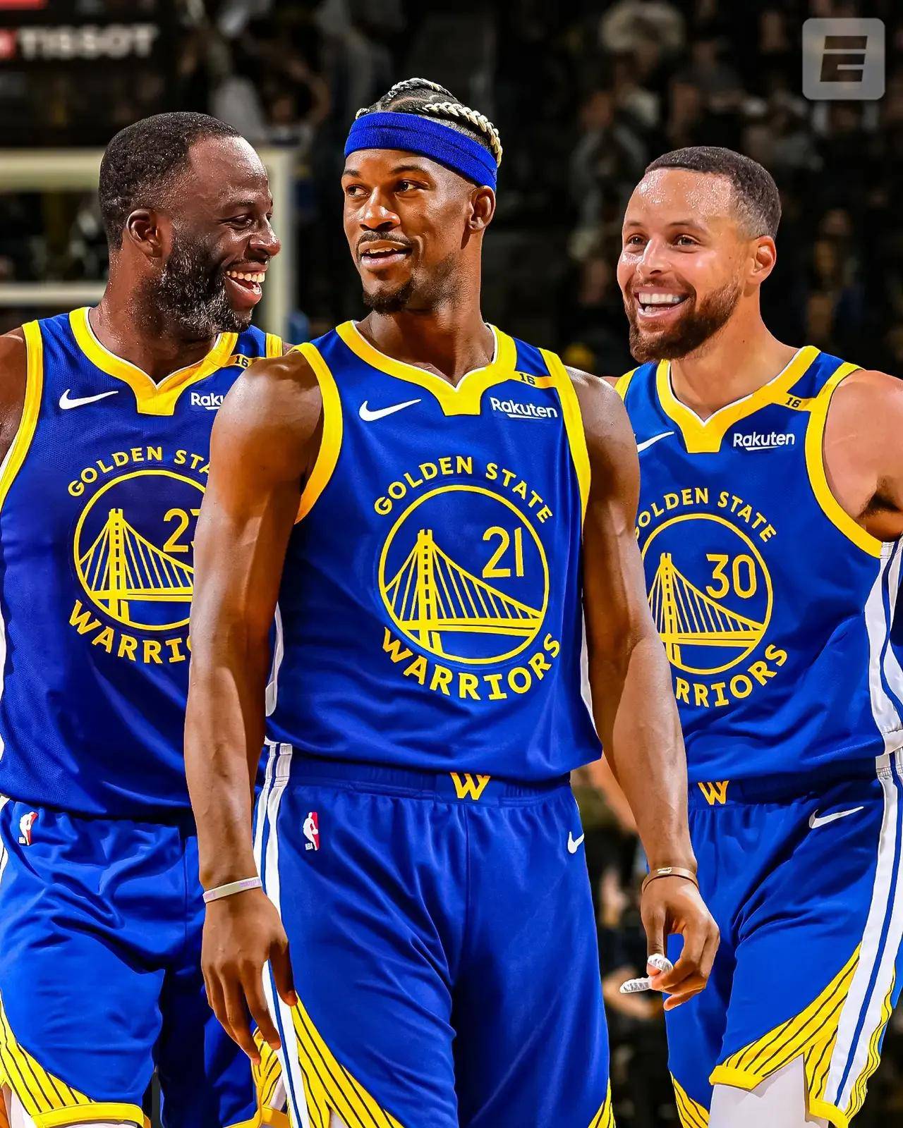 美国NBA总决赛揭幕火箭战勇士