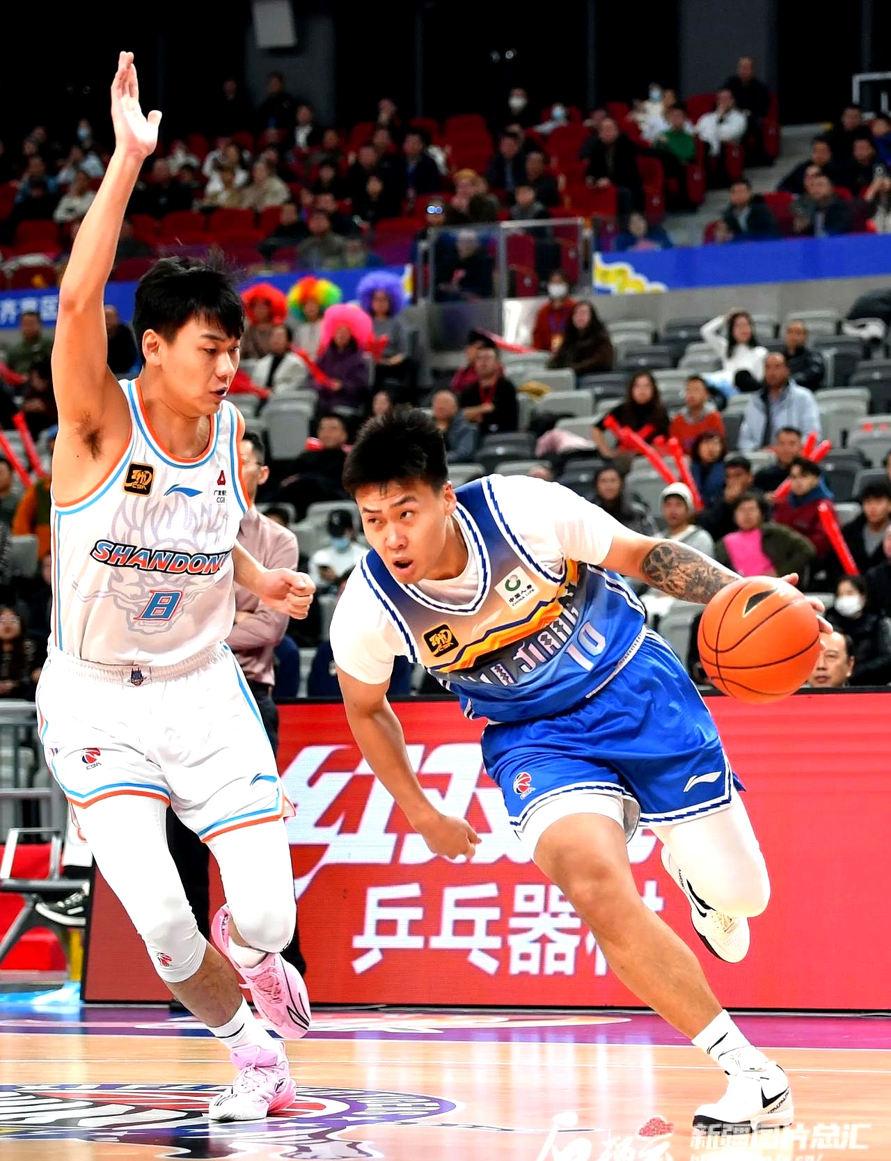 辽宁男篮稳定防守,备战北京首钢队的比赛 辽宁男篮稳定防守,备战北京首钢队的比赛